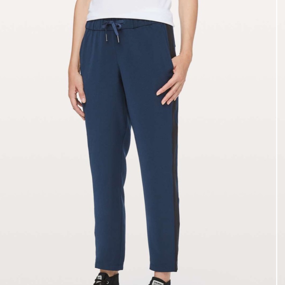 Lululemon On The Fly Pant Woven *Track Stripe*